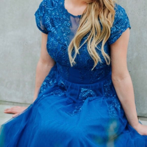 Blue Tulle Long Gown - Picture 3 of 3